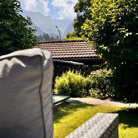 Gary Mit Zwei Terrassen Und Garten * Garmisch-Partenkirchen
