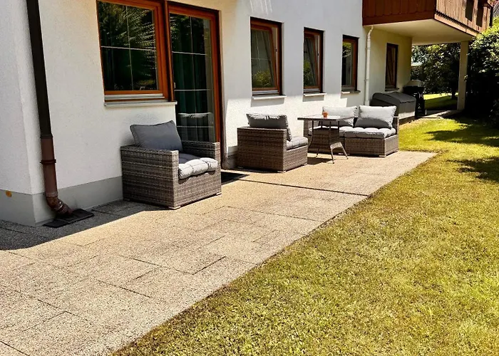 Gary Mit Zwei Terrassen Und Garten *